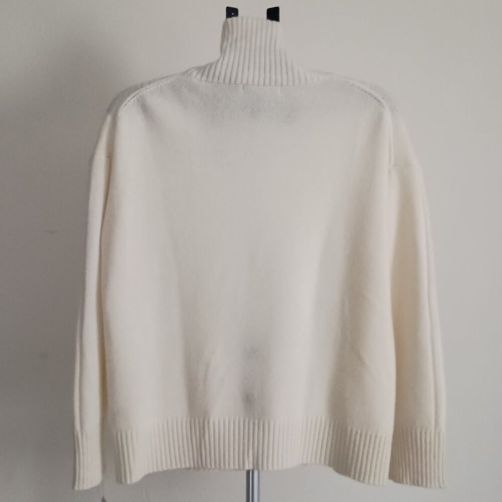 InCashmere Sweater 100% Cashmere Cream Roll Neck Women’s Size M NWT - Picture 7 of 16